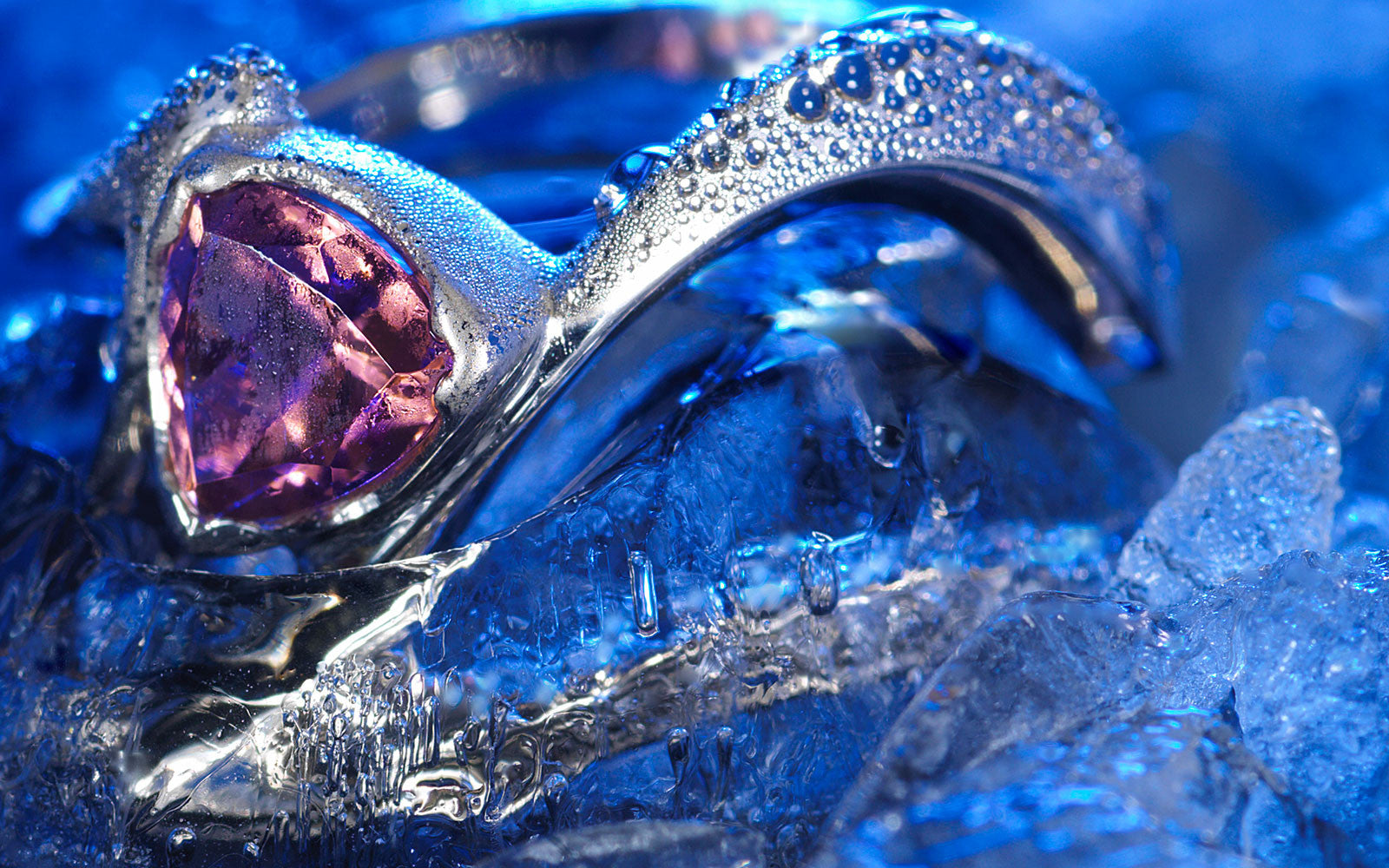 Brilldor Jewellery - Unique, bespoke, design high-end jewel creations with diamond, pearl, colored gem stone by multiple award winning Jewellery designers.