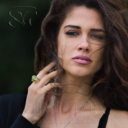 Muffin cocktail ring