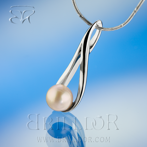Embryo pendant