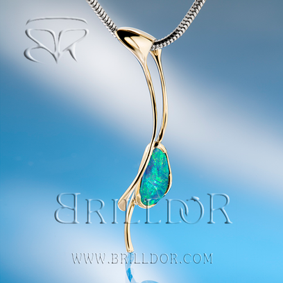 Gorgo Y Opal pendant